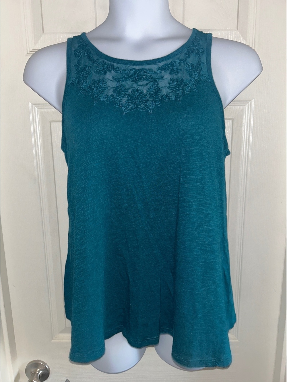 Torrid Tank Top Teal Lace Detail sz 0